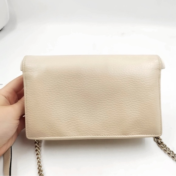 Authentic Gucci cream white interlocking GG woc on chain - Picture 5 of 11